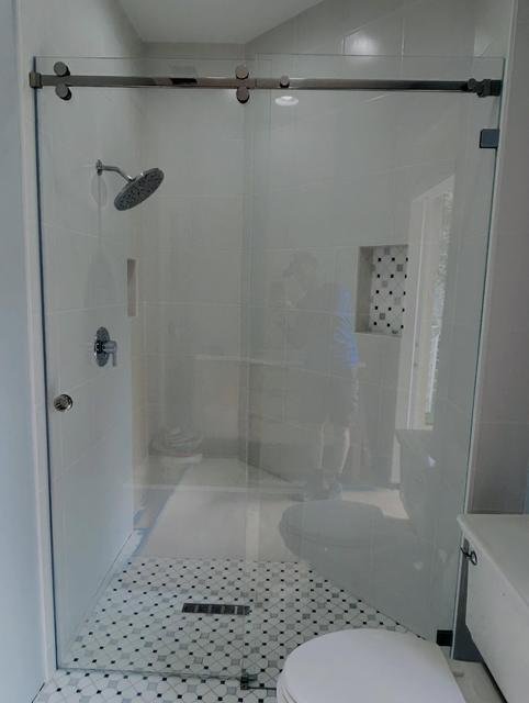 Inline door and panel enclosure
